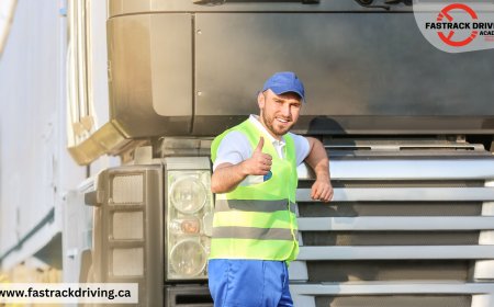 Why Choose Fastrack Driving Academy’s Comprehensive Truck Driving Courses